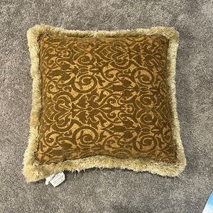 Decorative pillow brown, tan and gold with fringe lining
